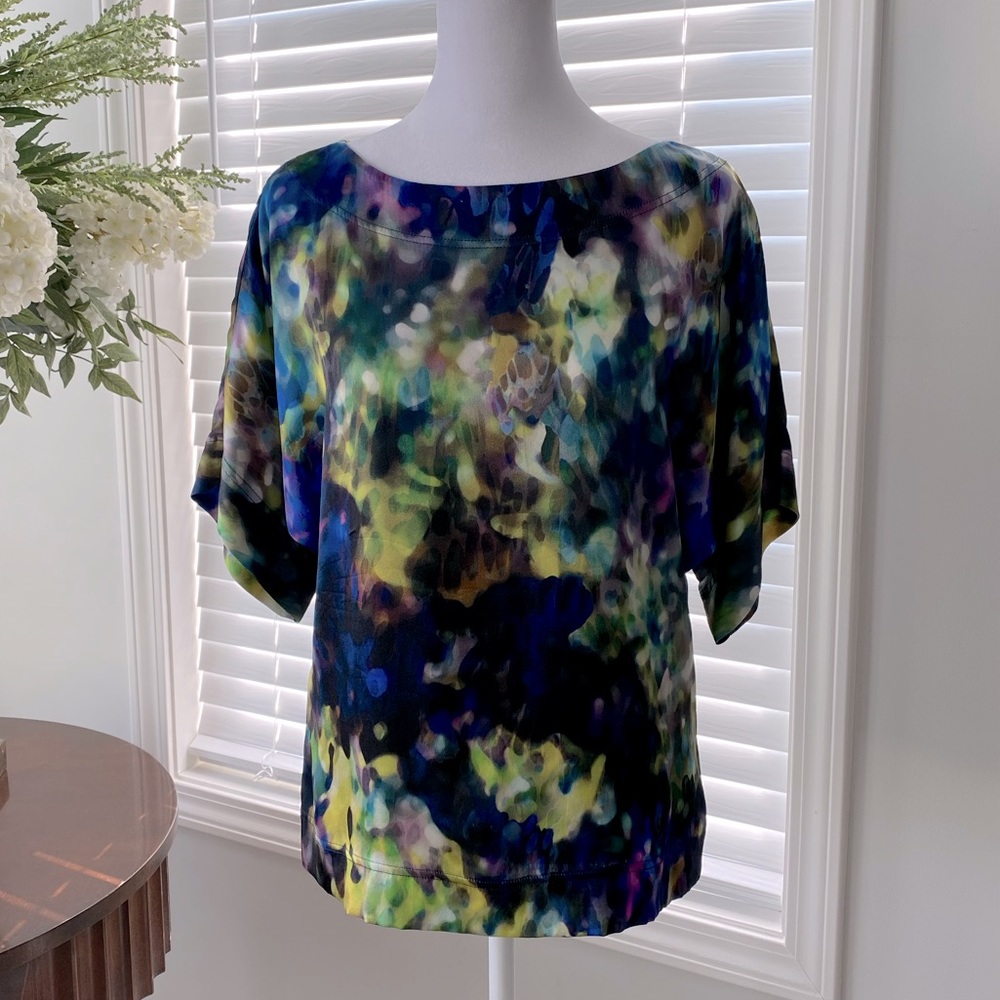 St. John silk multicolor dolman sleeve top with matching scarf, Petite Small